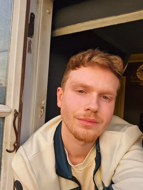 Goldenhour by YourVeryOwnGingerBoi