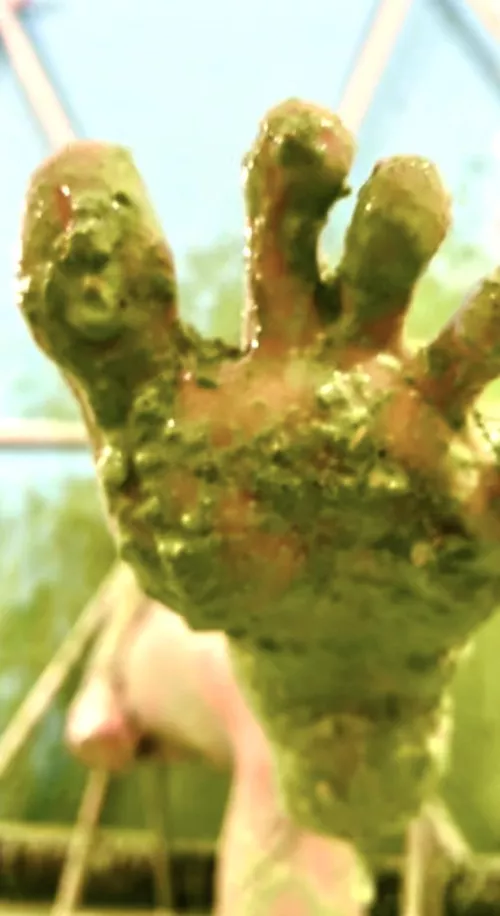 Green slime toe spread by goblingoddessss