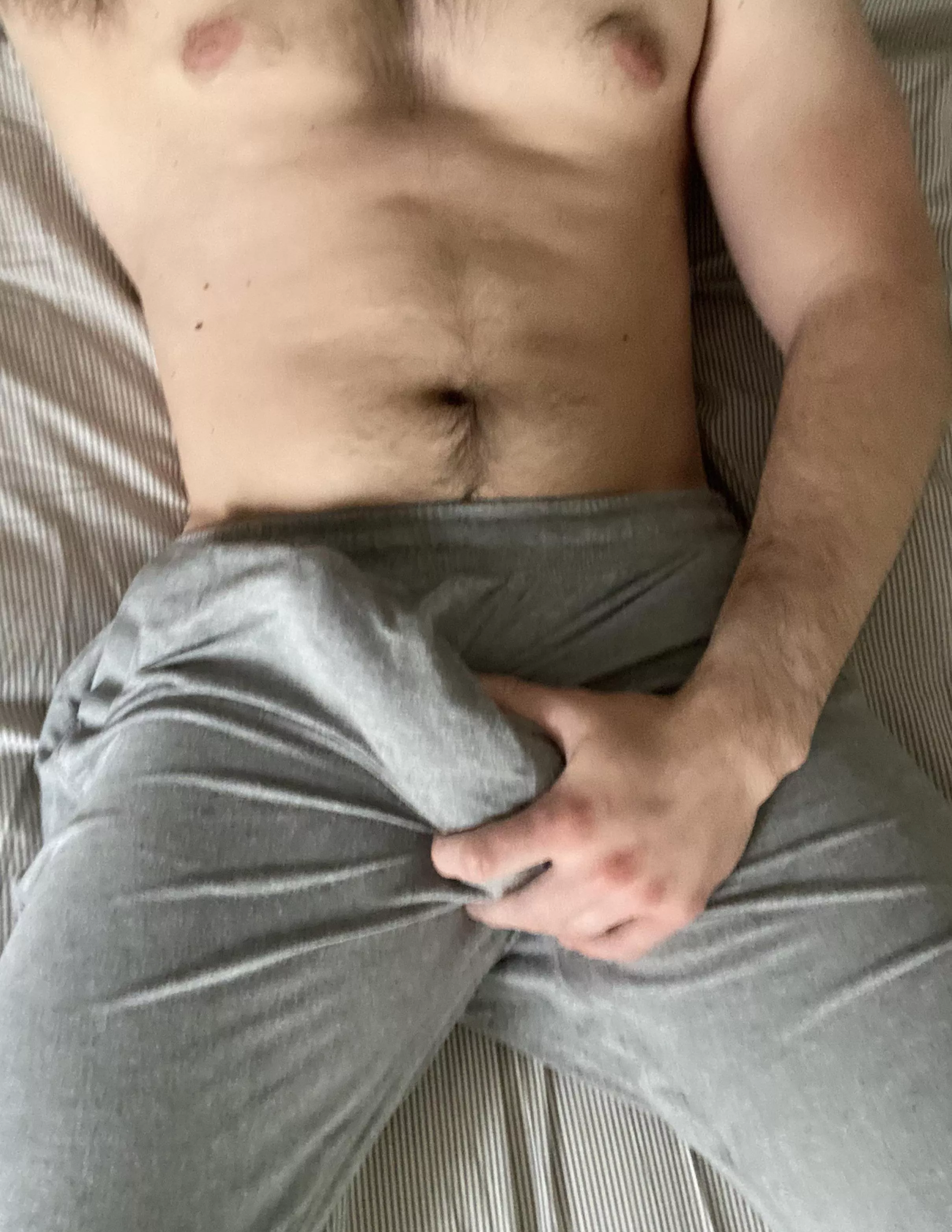 Grey sweats define my Sundays posted by Hung-n-Fun
