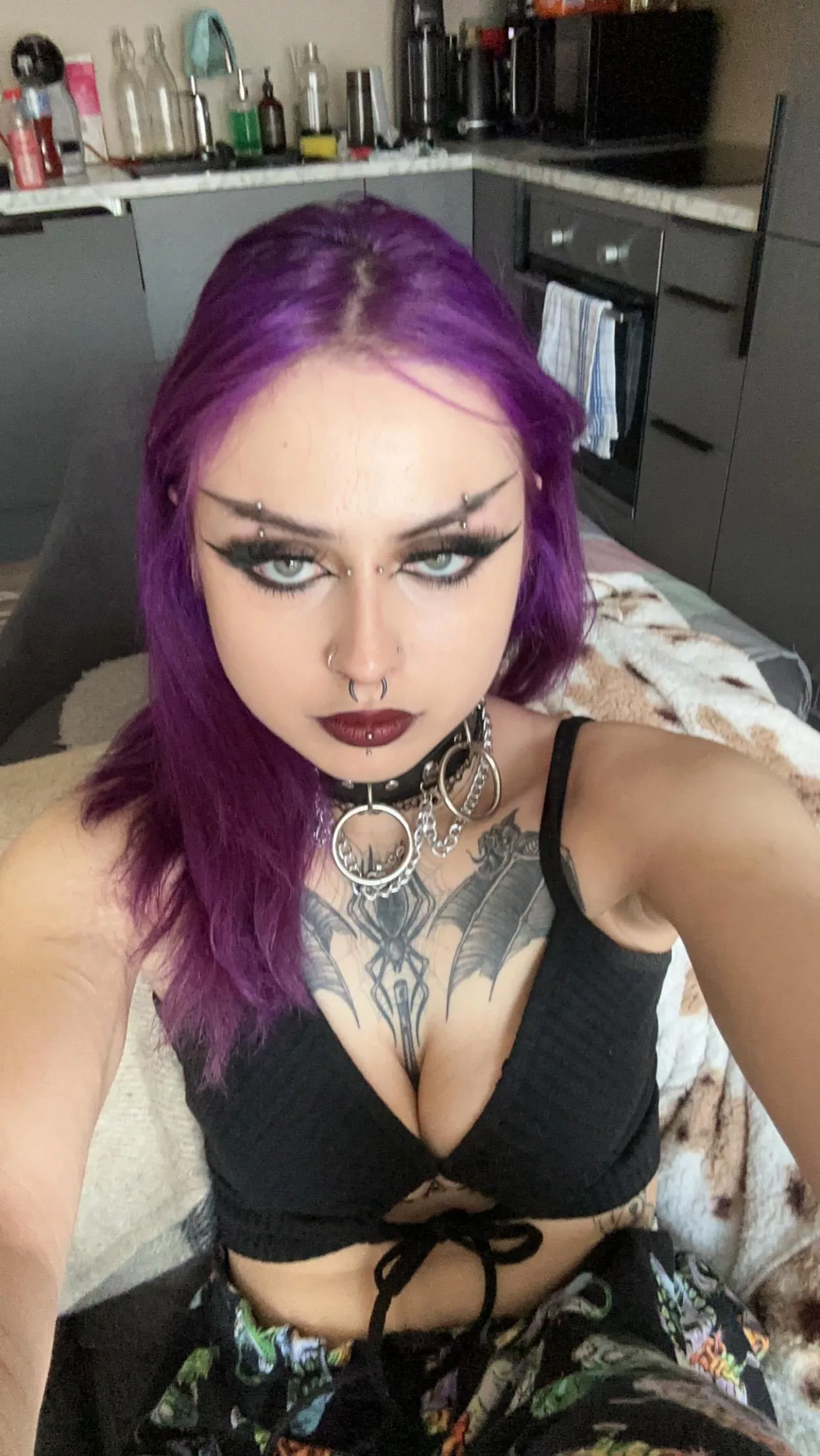 Hoping to turn you on with just my stare :3 posted by CondescendingAlice5