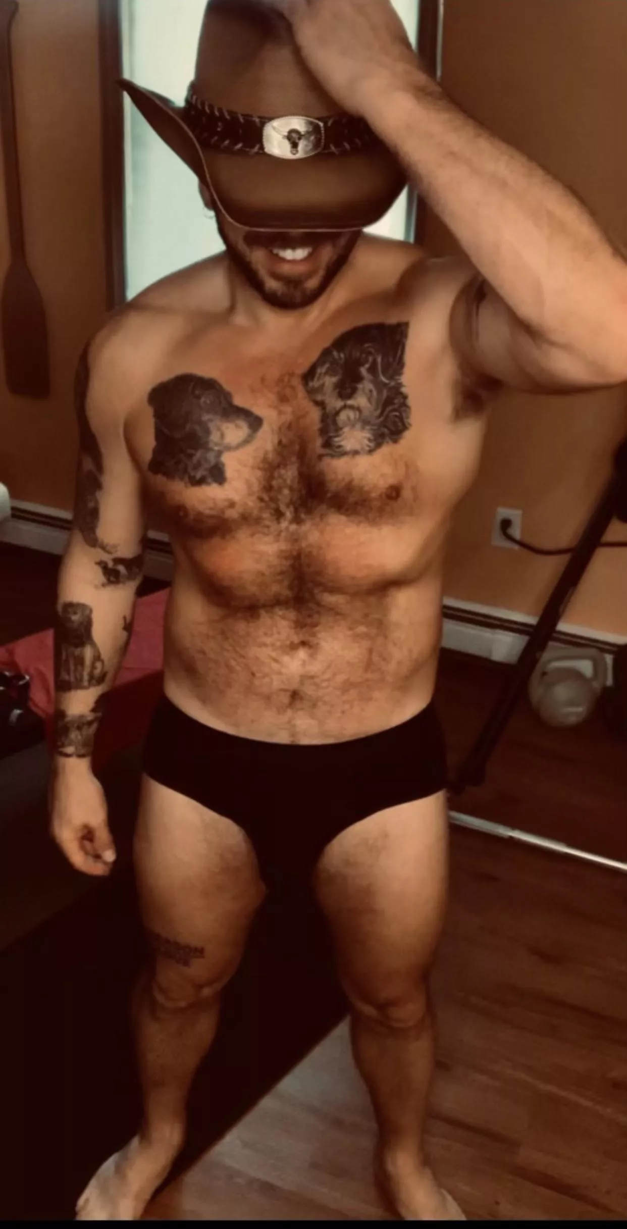 Howdy posted by Anonymuss11