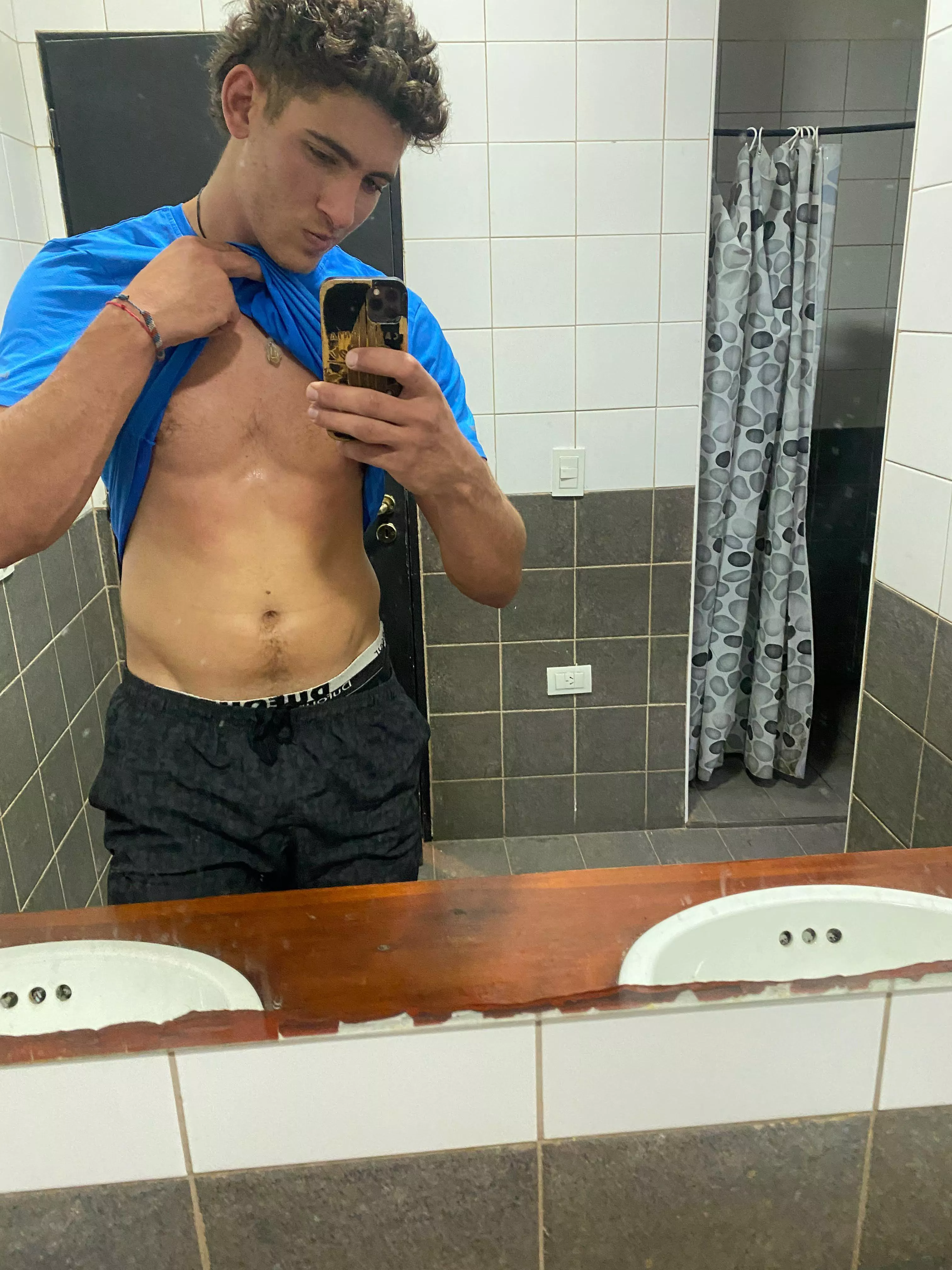 I have abs or not? posted by Santhiconstan