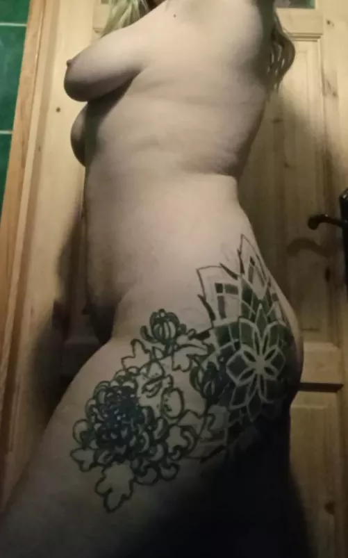 I love my floppy titties by zootedzebra