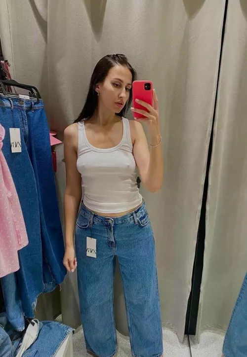 I think I was even born in jeans, I love them by hotbrunettegirll