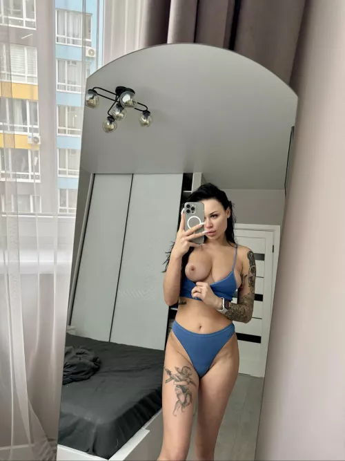 I'll help you take your mind off work by Awnedmadder13