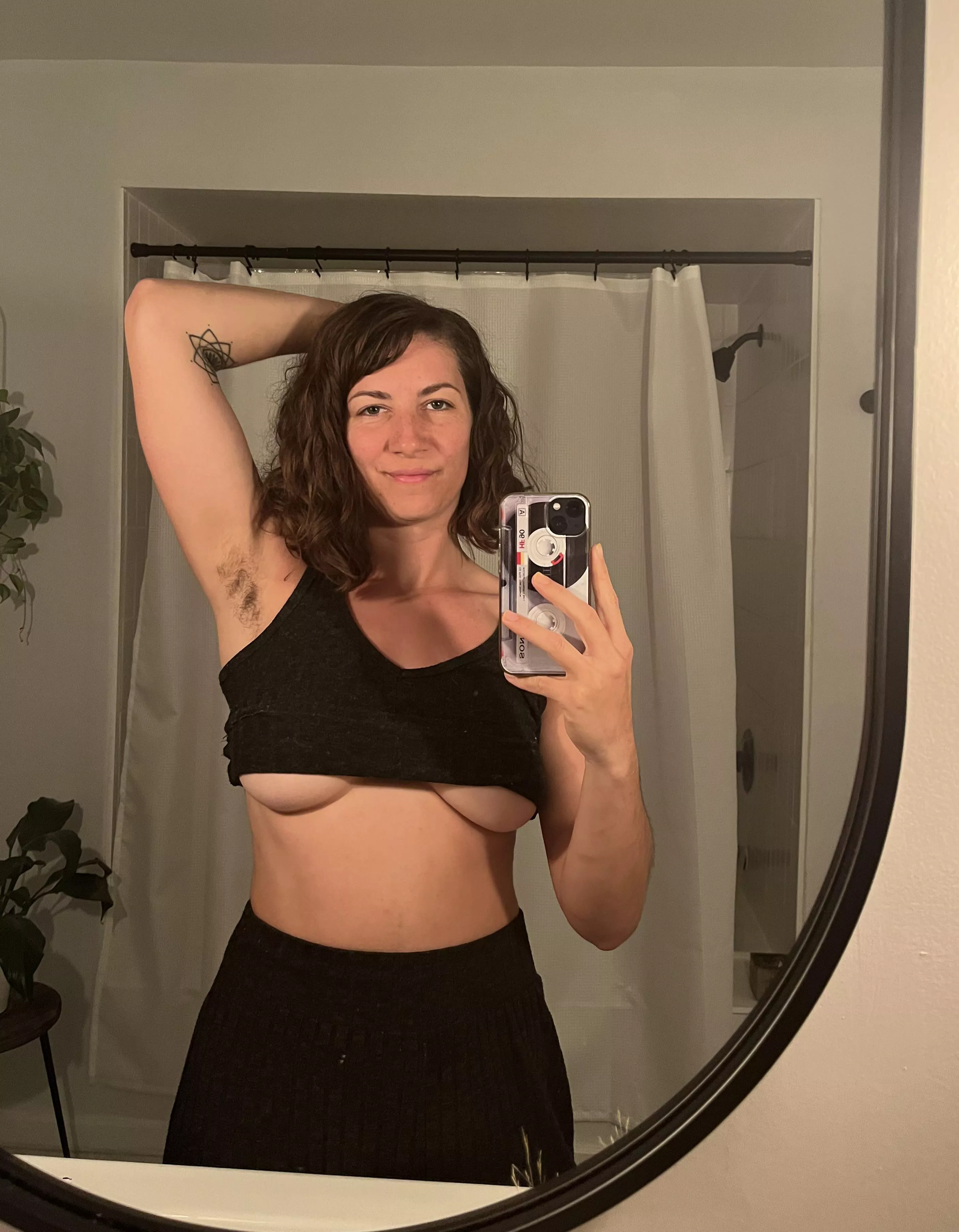 I’m about to steam up this mirror ;) posted by maplesyrup_girl