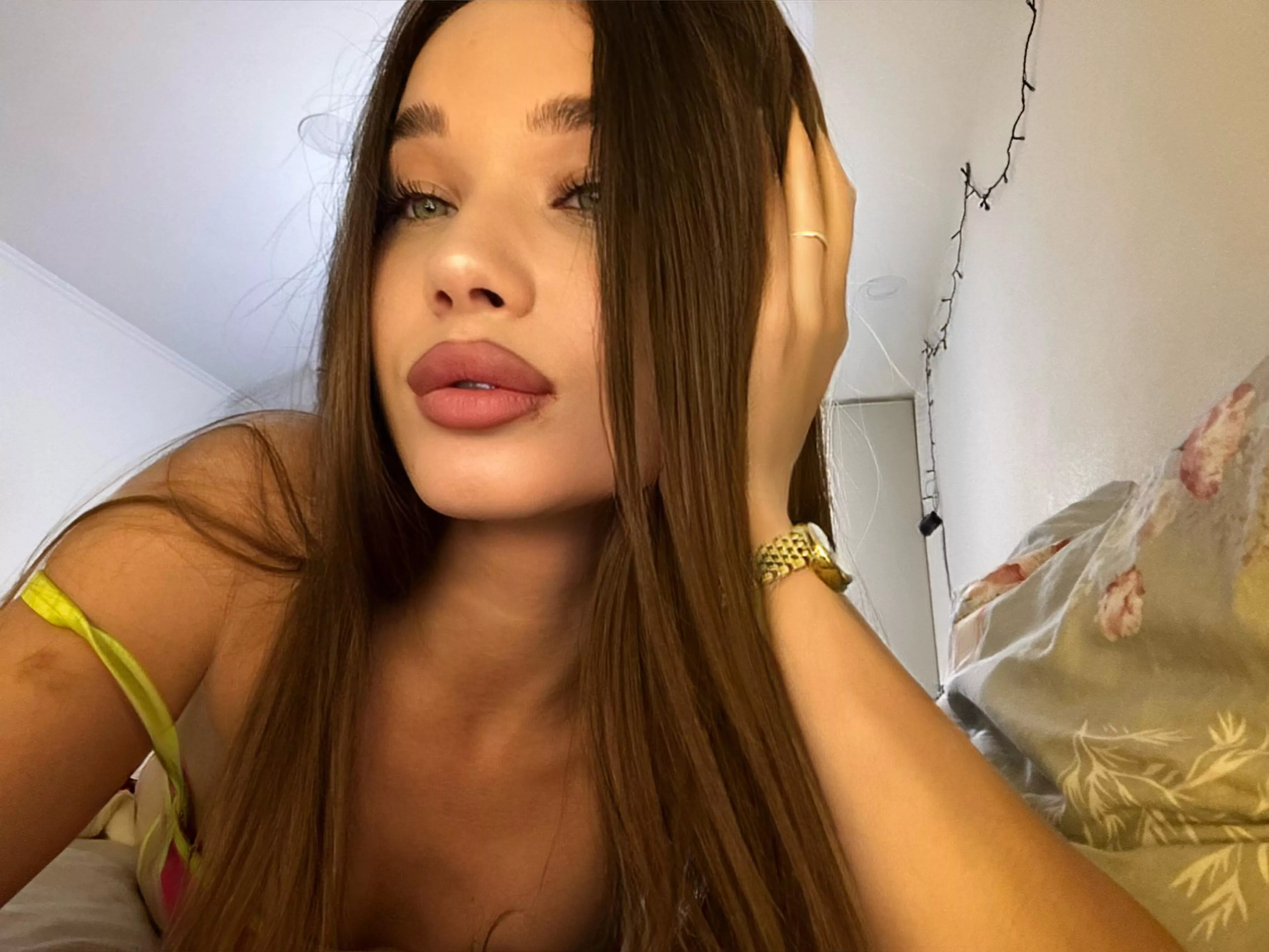 IUTR posted by Valentina-Marie