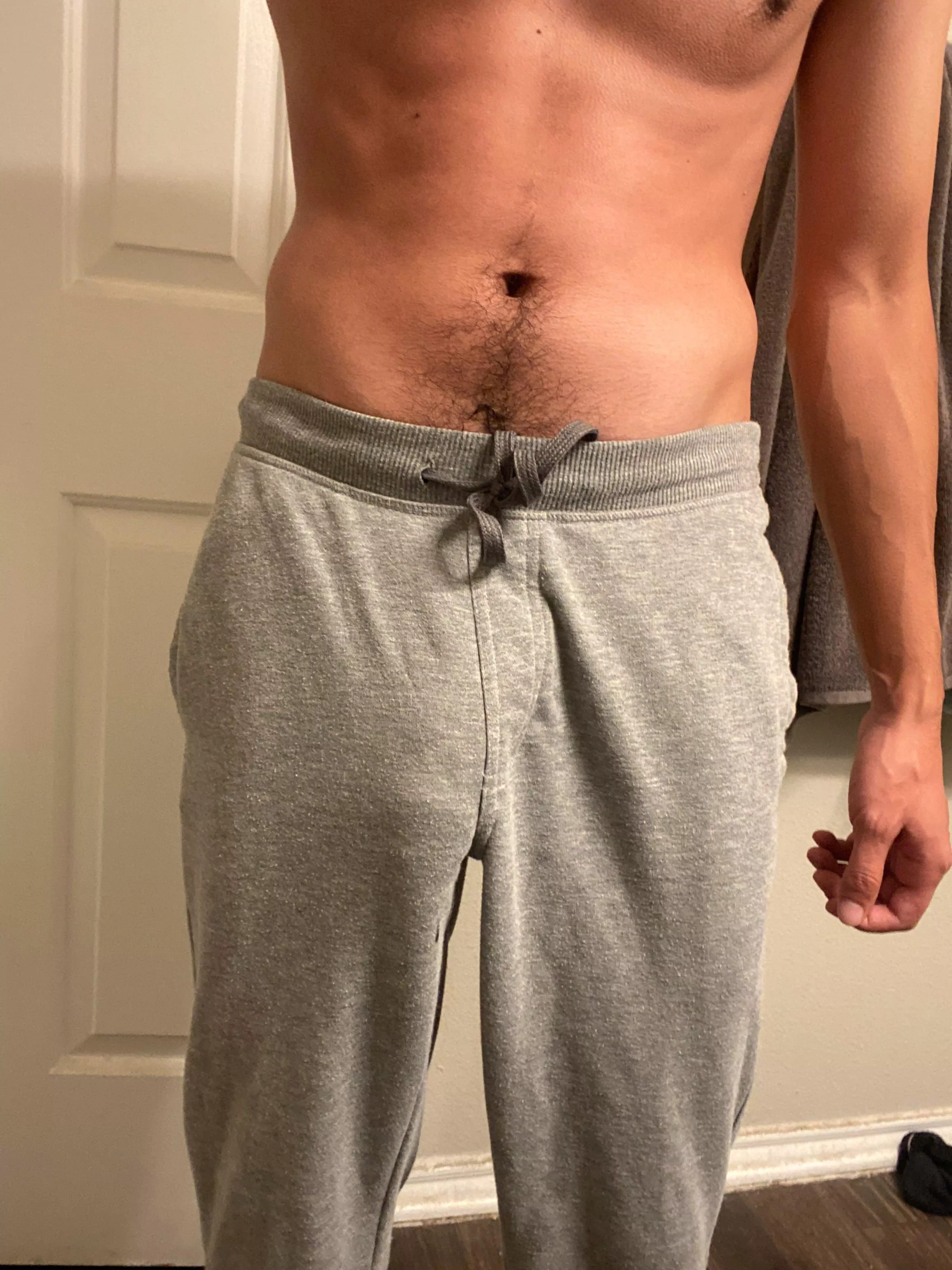 Ladies are you looking down? posted by Goldentexan_69