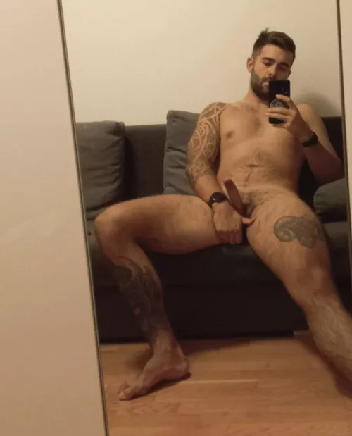 Ladies who wants to sit down? by Fragrant_Party_991