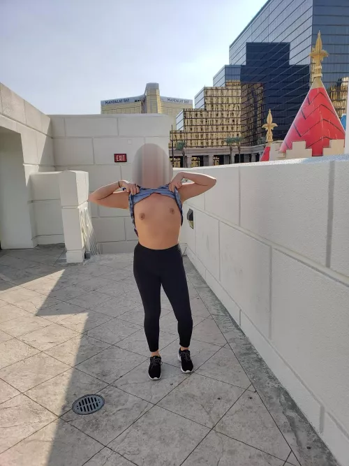 Las Vegas strip flashing 🥰 by Pawg-n-Puffies