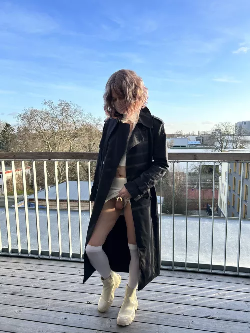 Locked outdoors. My neighbors probably saw me 🤭 by aliahase