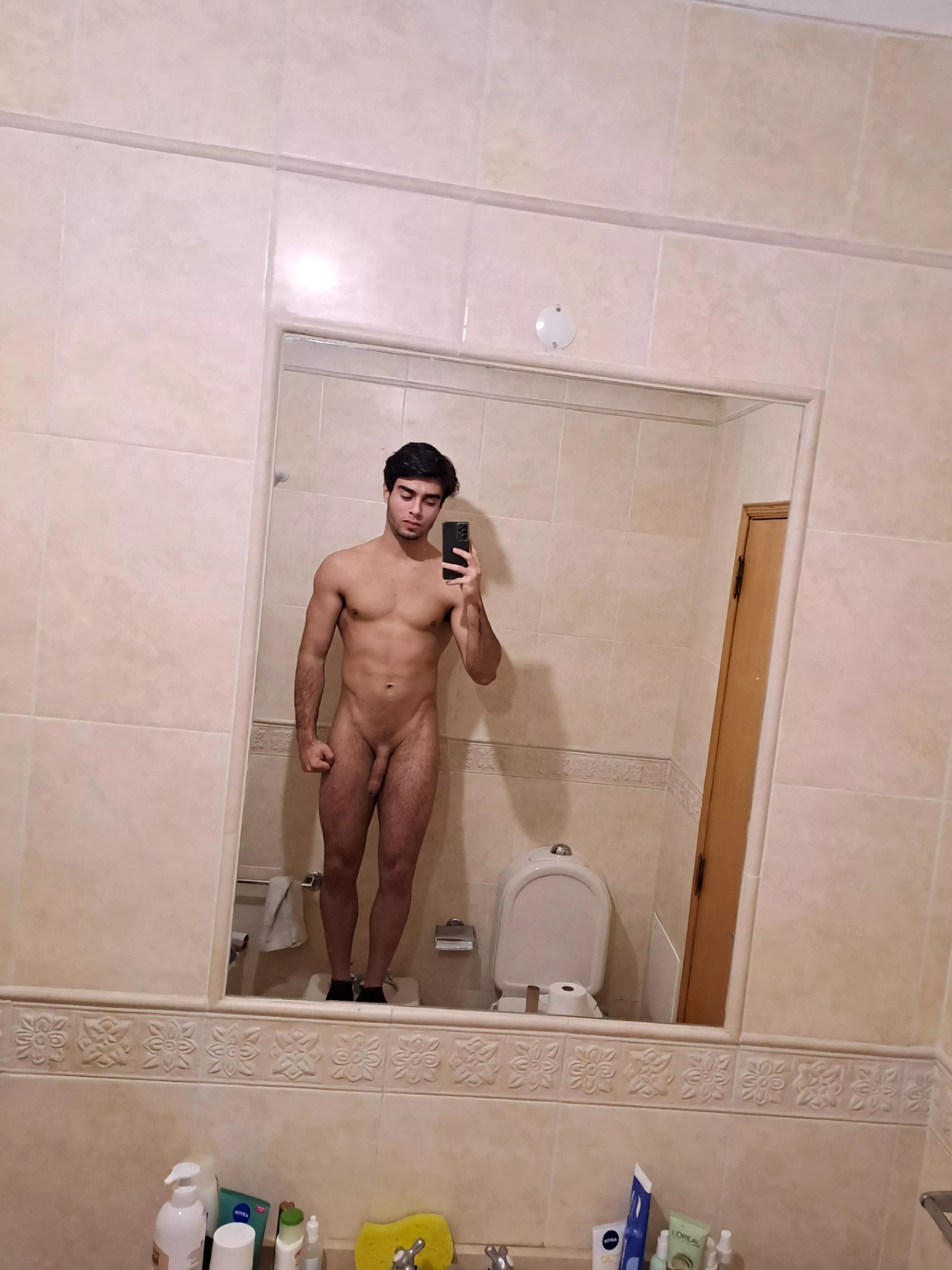 (M) thoughs? posted by Exciting_Algae_5517