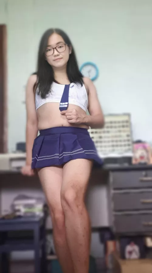 My Biology teacher always makes me stay back for extra lessons, I wonder why by jillc94