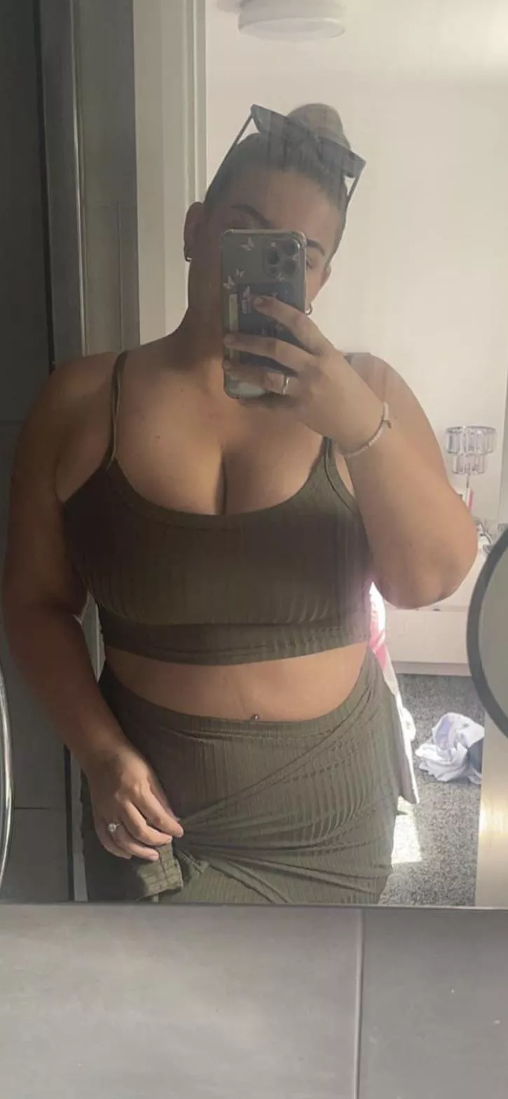 Never had a really crazy embarrassing captions show me what you make of me send to me posted by AmyUKbi3855888