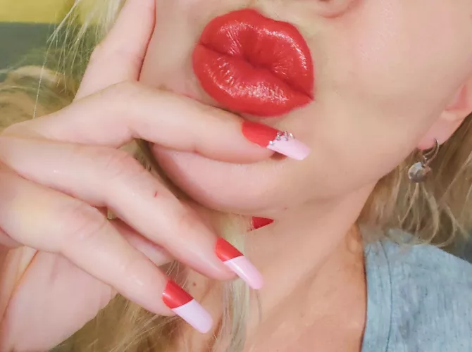 Red is the color of passion...what do you think? by Elis_Adams