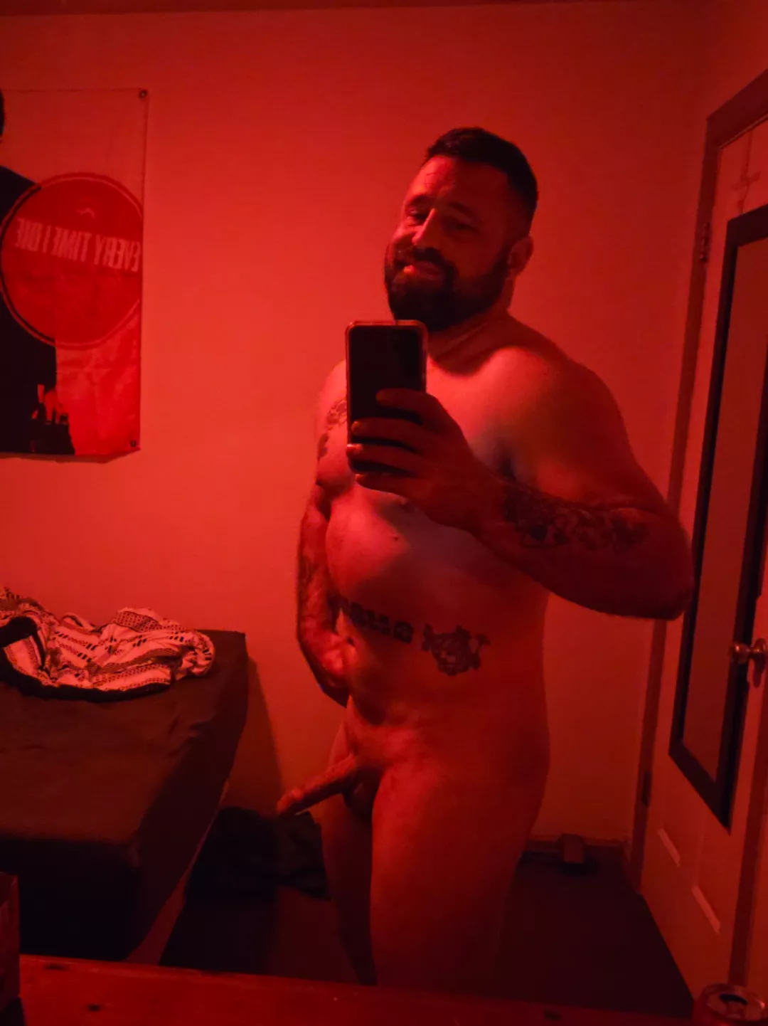 Red light special posted by kindadadbodkindadilf