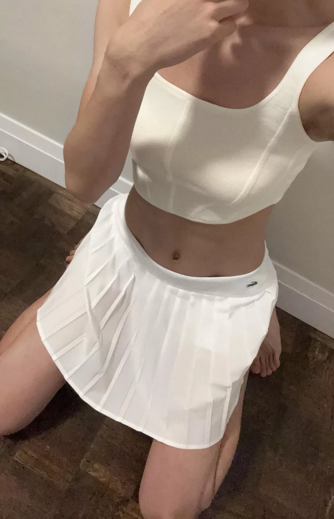 Staying on my knees posted by xX_NaughtyBoy_Xx