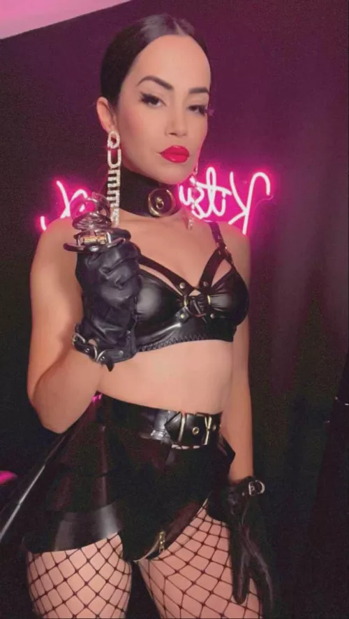 Surrender your will to me by gnjecavogzq