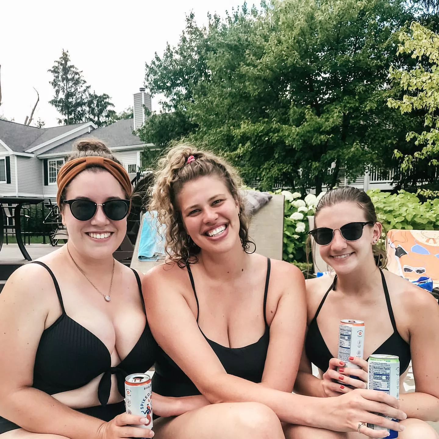 Take your pick [3] posted by HolidayPerformer7681