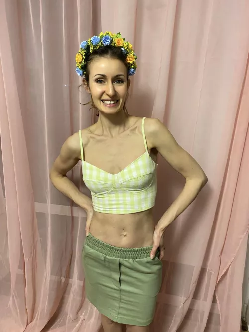 The MILF knows how to keep herself in good shape. It is important. by Viki_soul