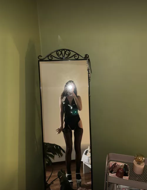 Thoughts about this outfit? by Evamoon94