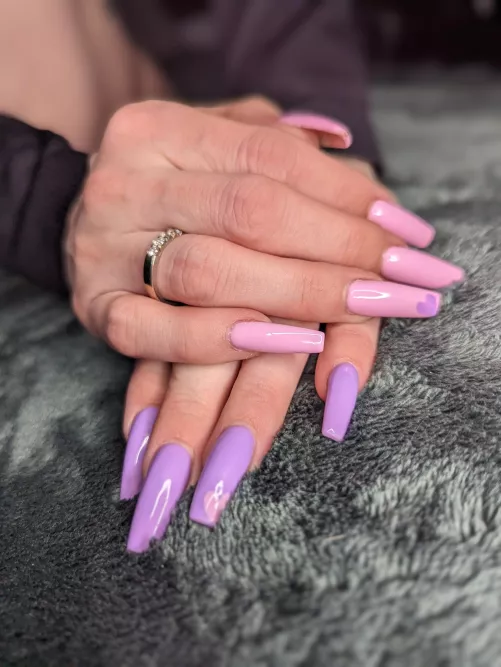 Who's going to be my Valentine this year? by ClawQueeen