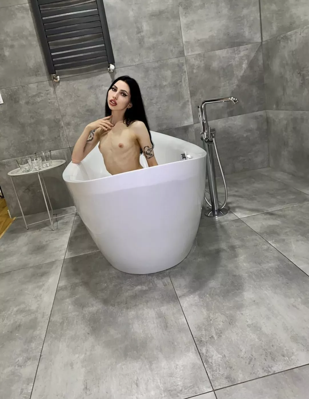 Won't you fuck me while we shower posted by Badnaam_Queena