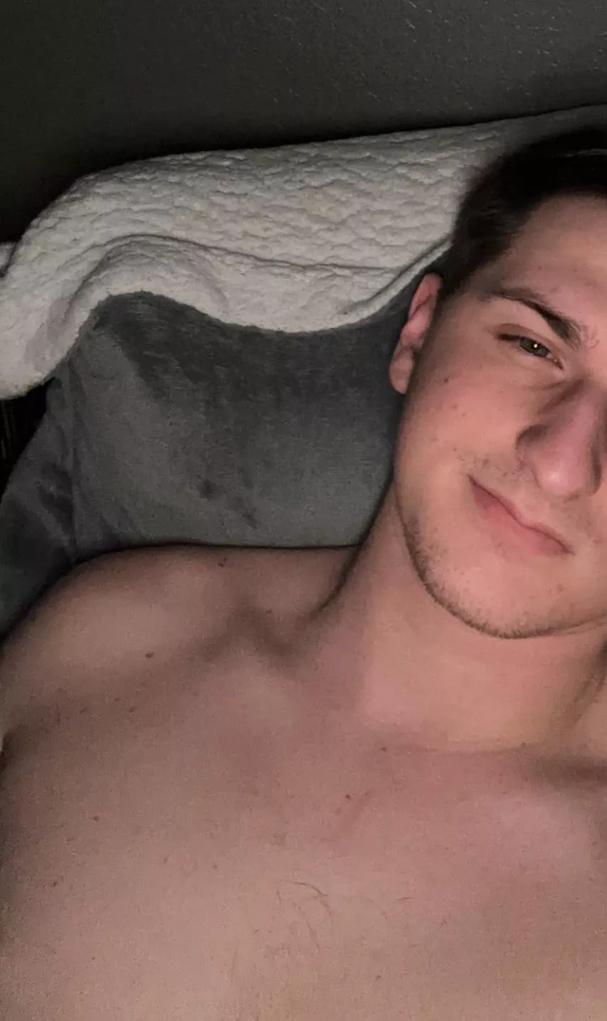 22 Hung for Hung or Fit | 18-25 | Anyone able to outsize my 8” cock? | Snap: MassivePersona posted by Gullible-Froyo-7862