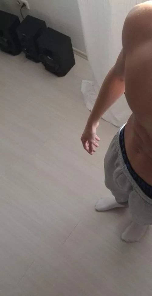 24 M CURIOUS FIT BWC. Show face and send asl first if you add. Snap me one1700 by Ok_Lengthiness_2874