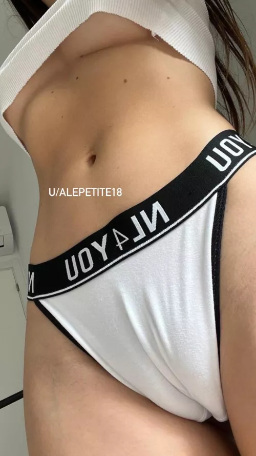 always so gorgeous by alepetite18