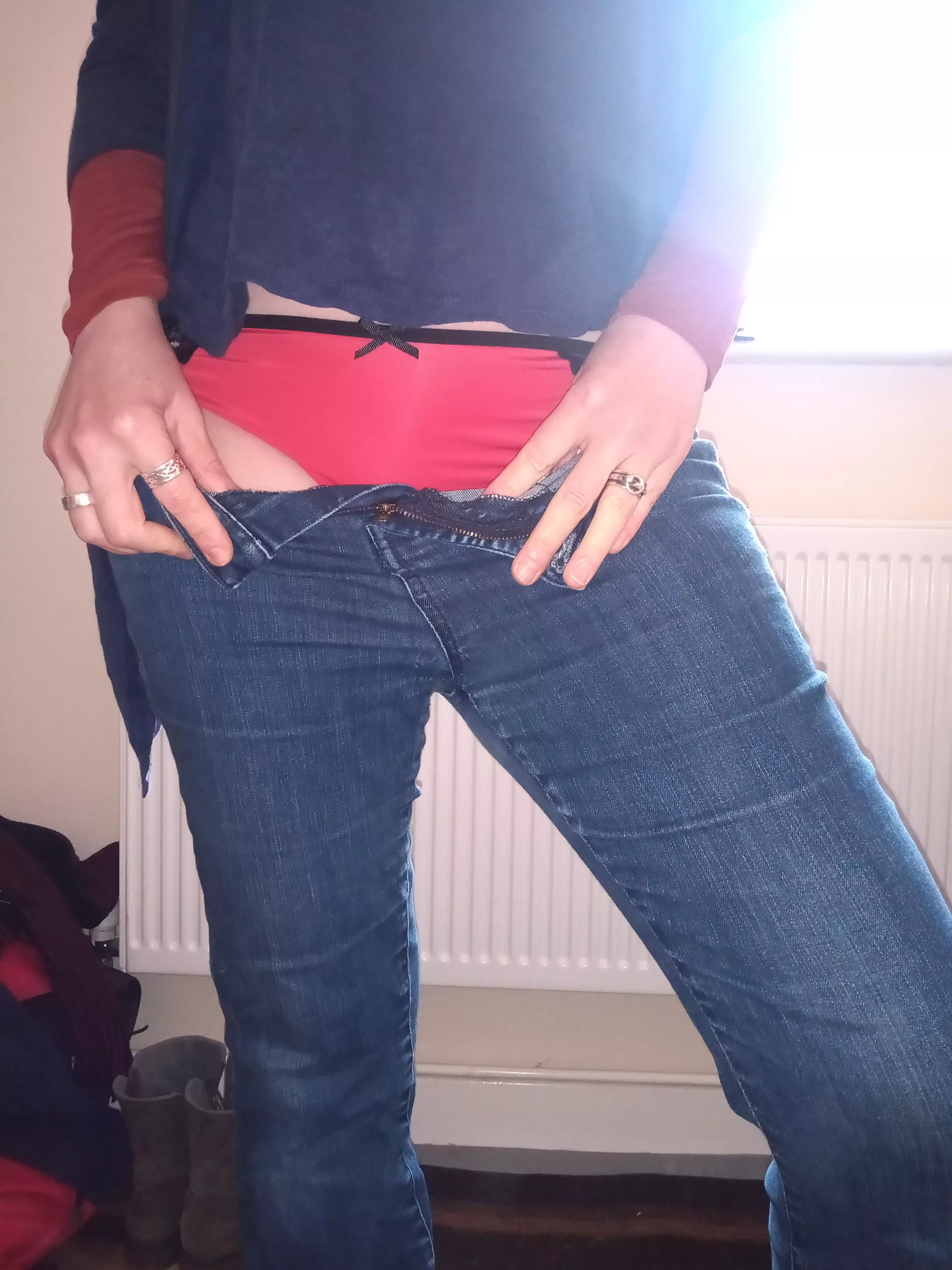 An oldie..a little peek at her Red Knickers. posted by hstarks001