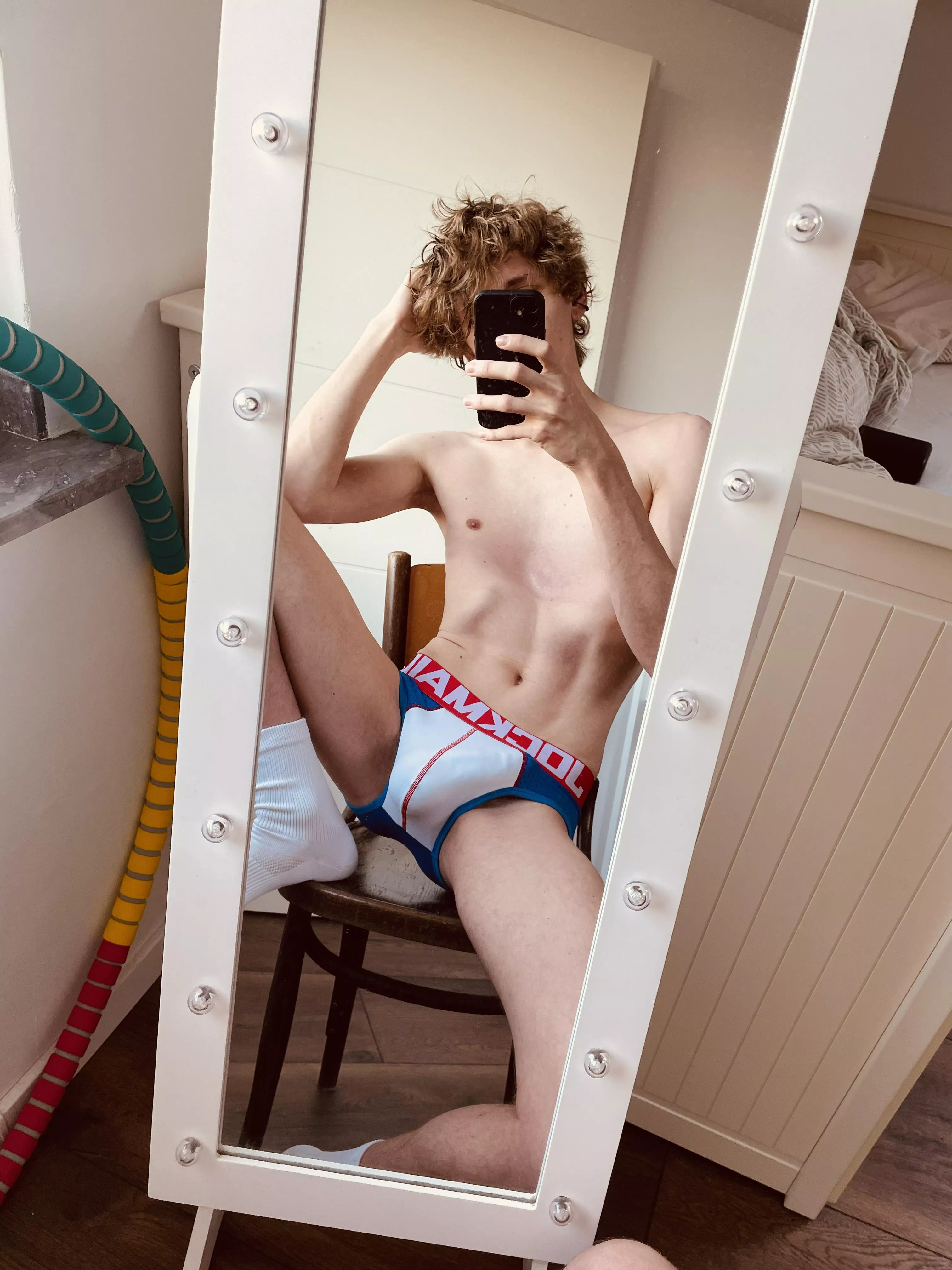 Anyone here who wants to play? ☀️ posted by thetinkerling