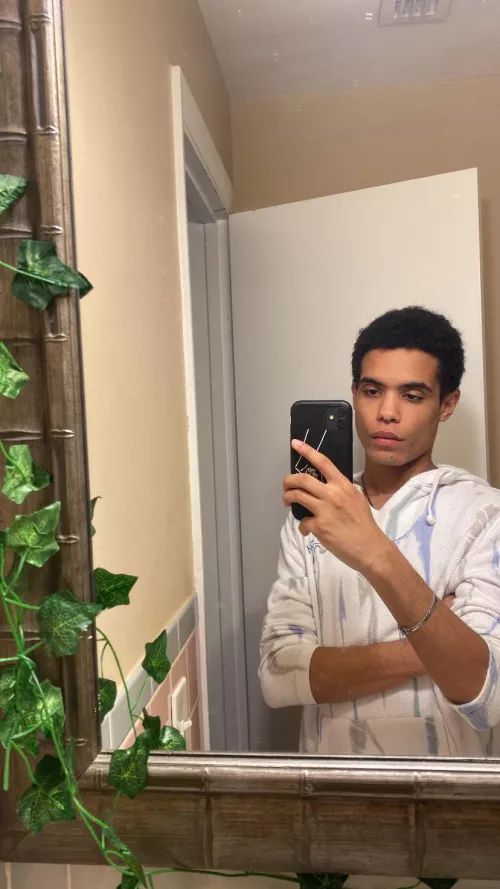 Anyone playing Monster Hunter or Overwatch down for some team ups by moonlightb0y