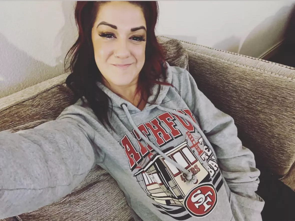 Bayley posted by CuentaDeThrowaway6