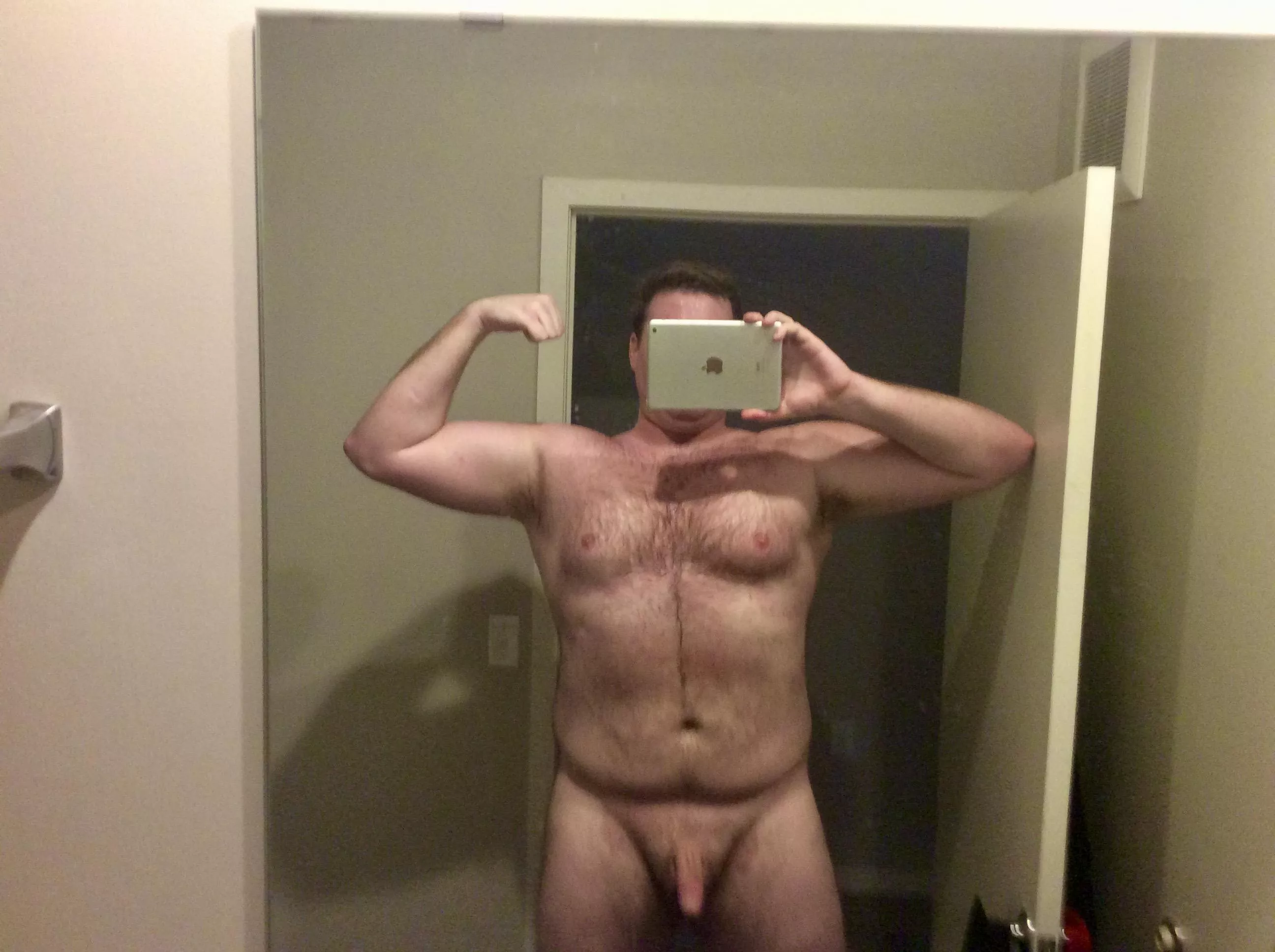 Classic mirror selfie posted by IceWitty5510