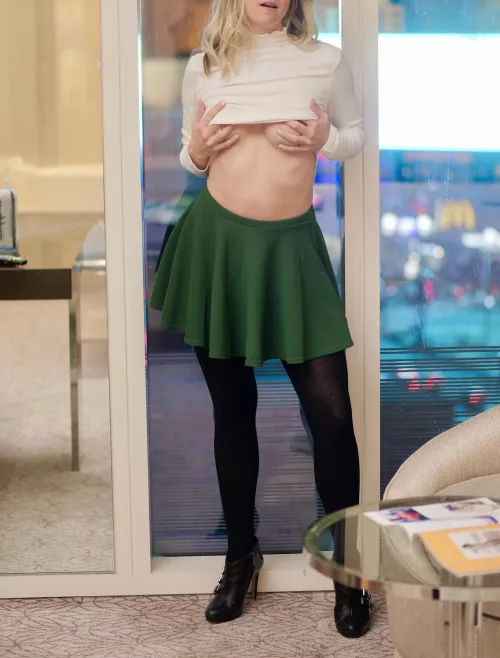 Crop tops are my favorite @charlottemilf2.0 by Charlotte-Milf