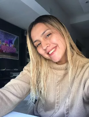 Cutest girl on campus posted by securelyslalom