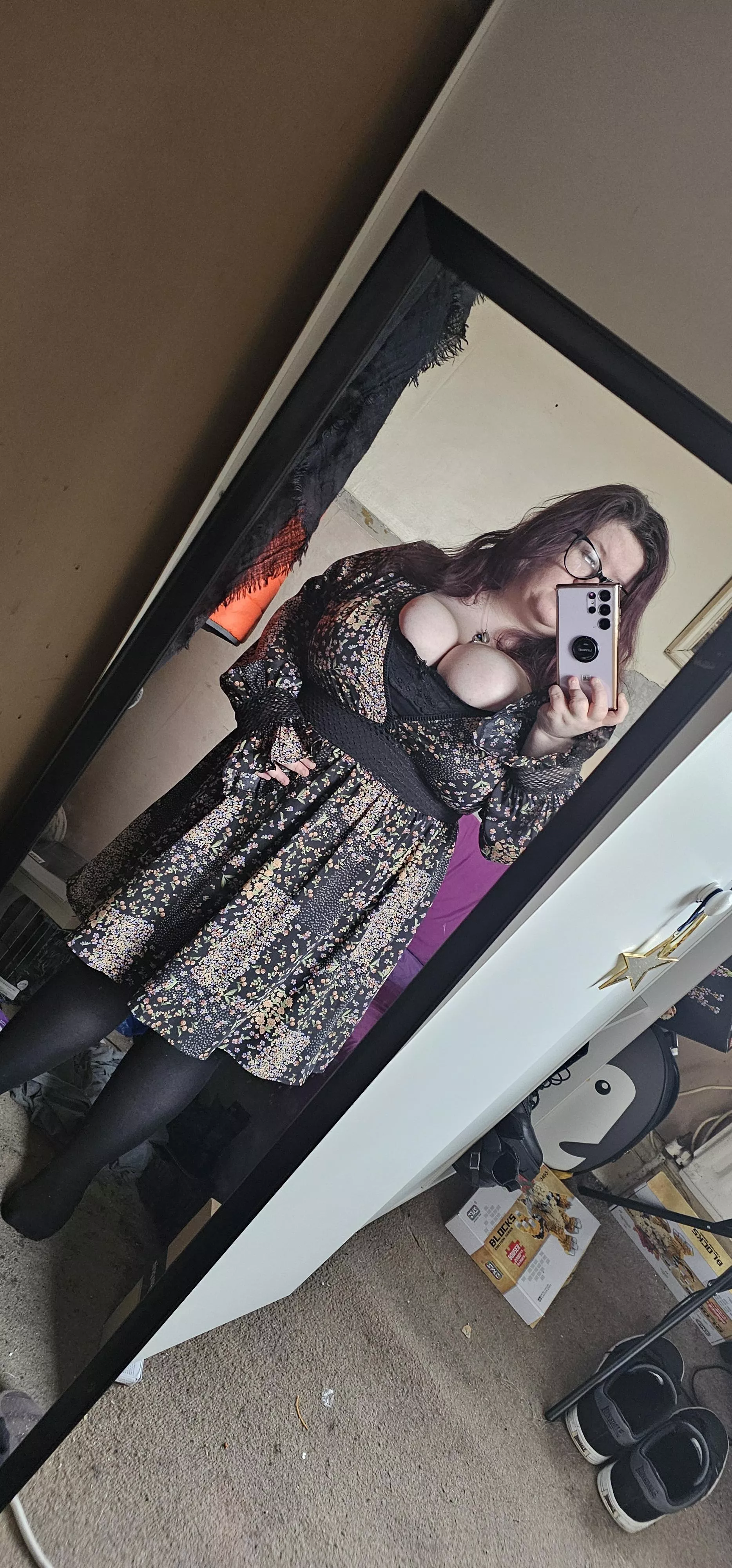 Do you like my new dress ? posted by Hollow_Insanity