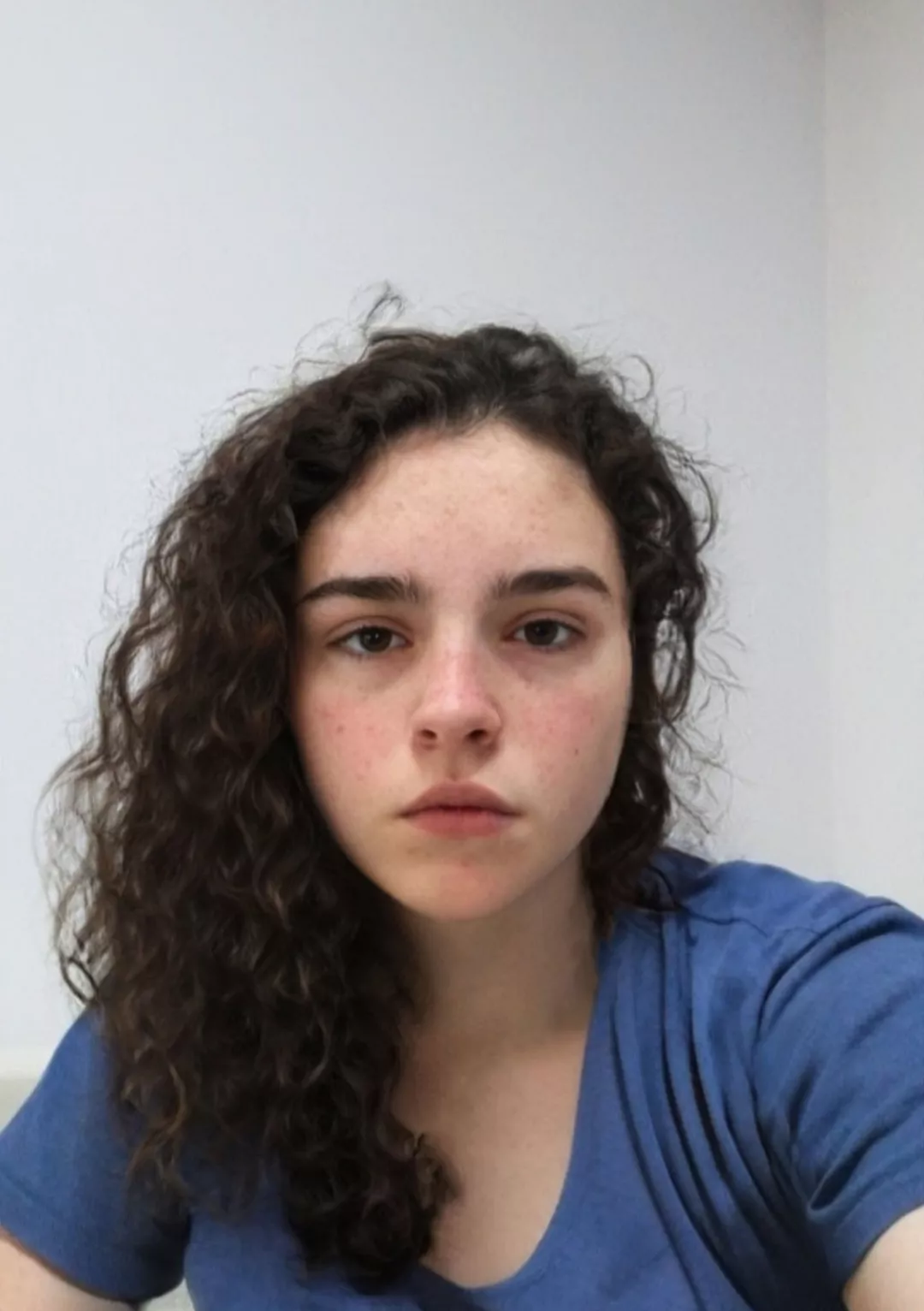 Eh i started missing u people 😊 posted by ariiiabc