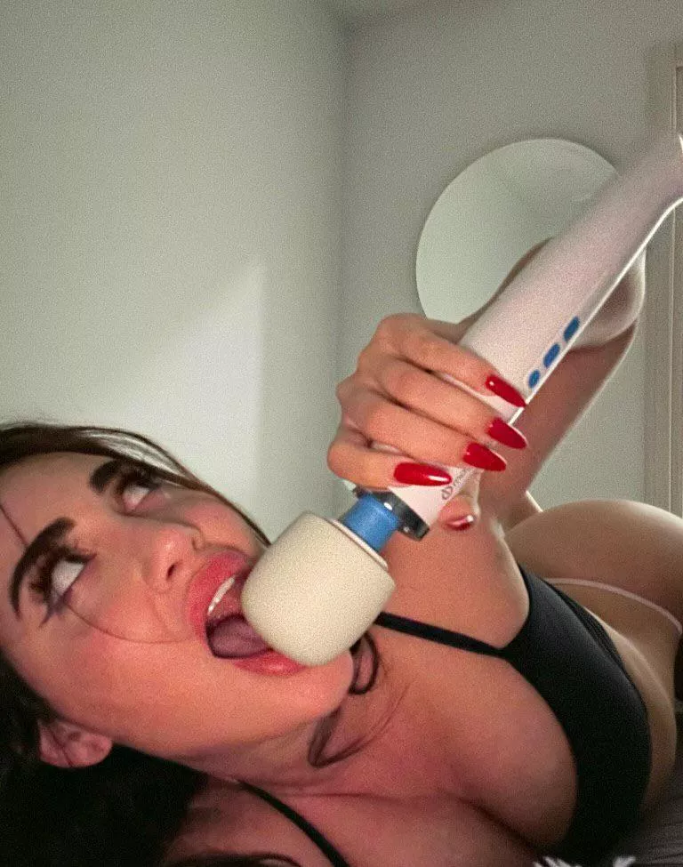 Esterbron tele 5$ posted by Zealousideal_Ant_624