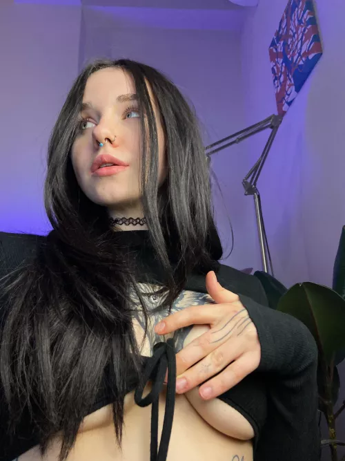 First date with metalgirl will memorable by keysipurple