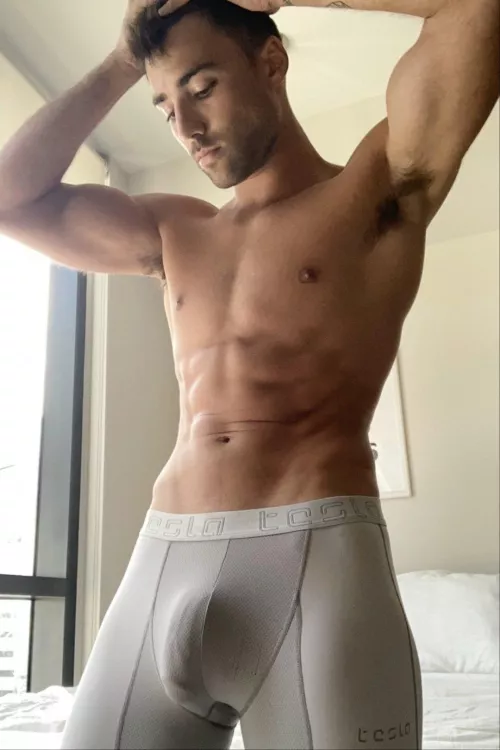 Get on your knees and get to work by codemasterzerpa