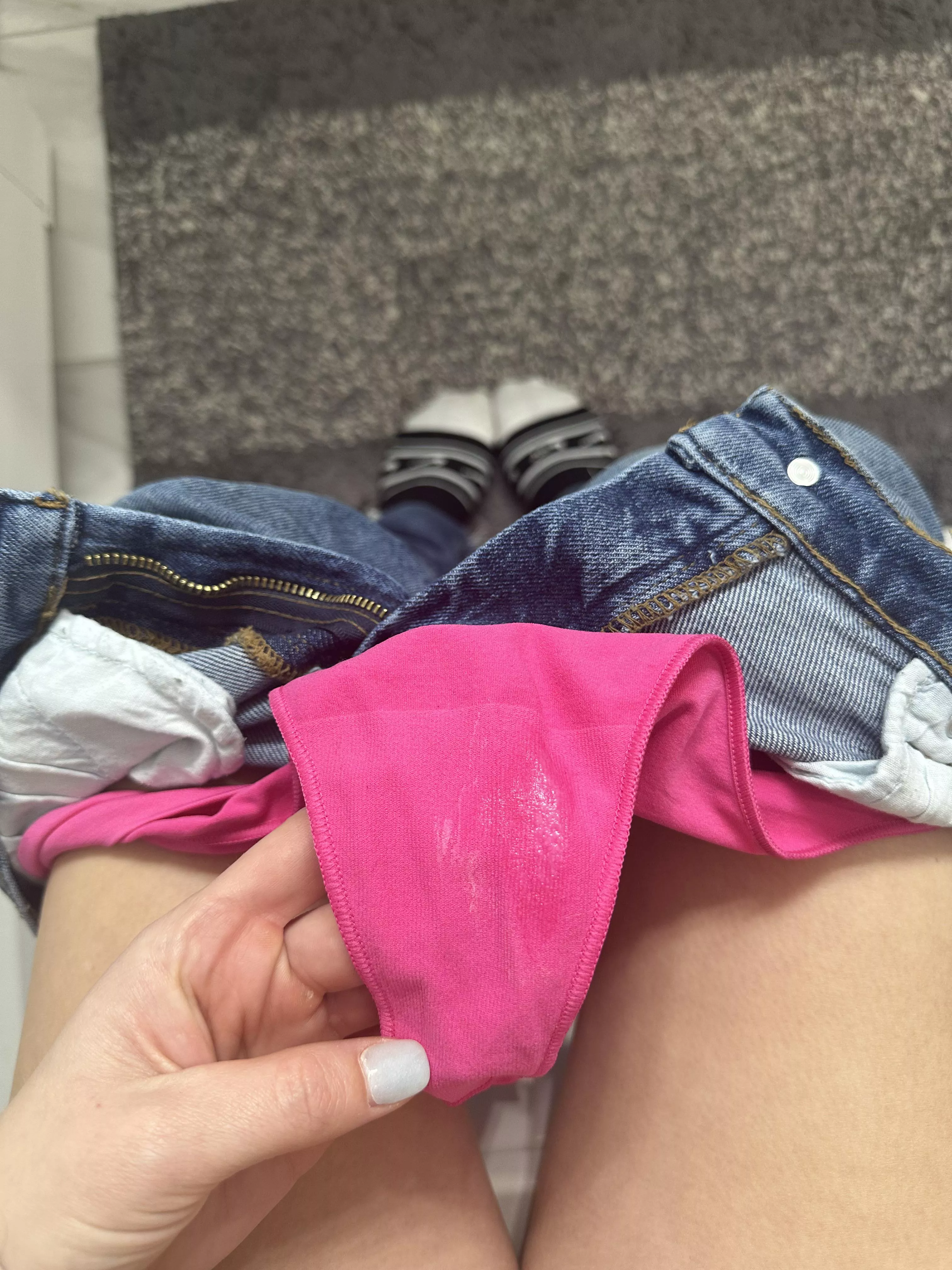 Good moanin’ posted by LionessGoddessGoods