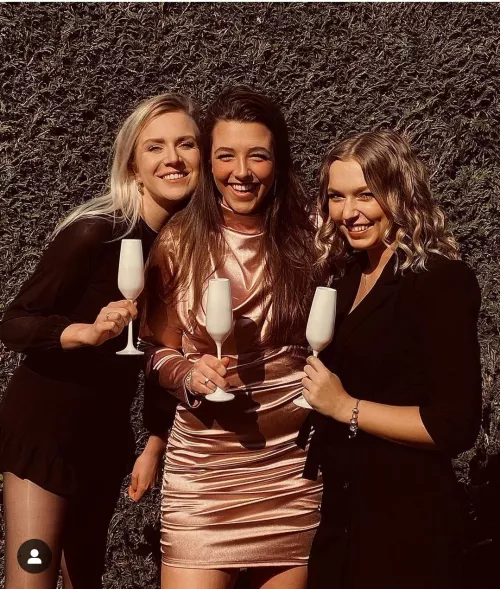 Happy dresses by Flimsy-Return-324