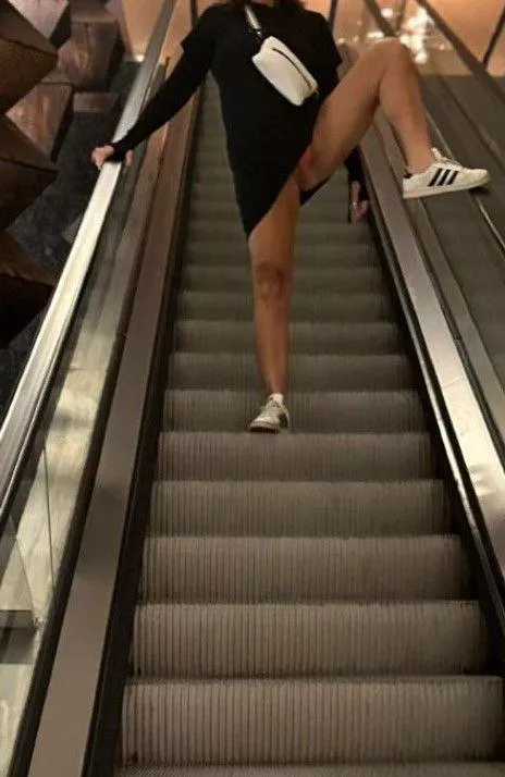 Having fun on date night 👅 posted by Valuable_Product_383