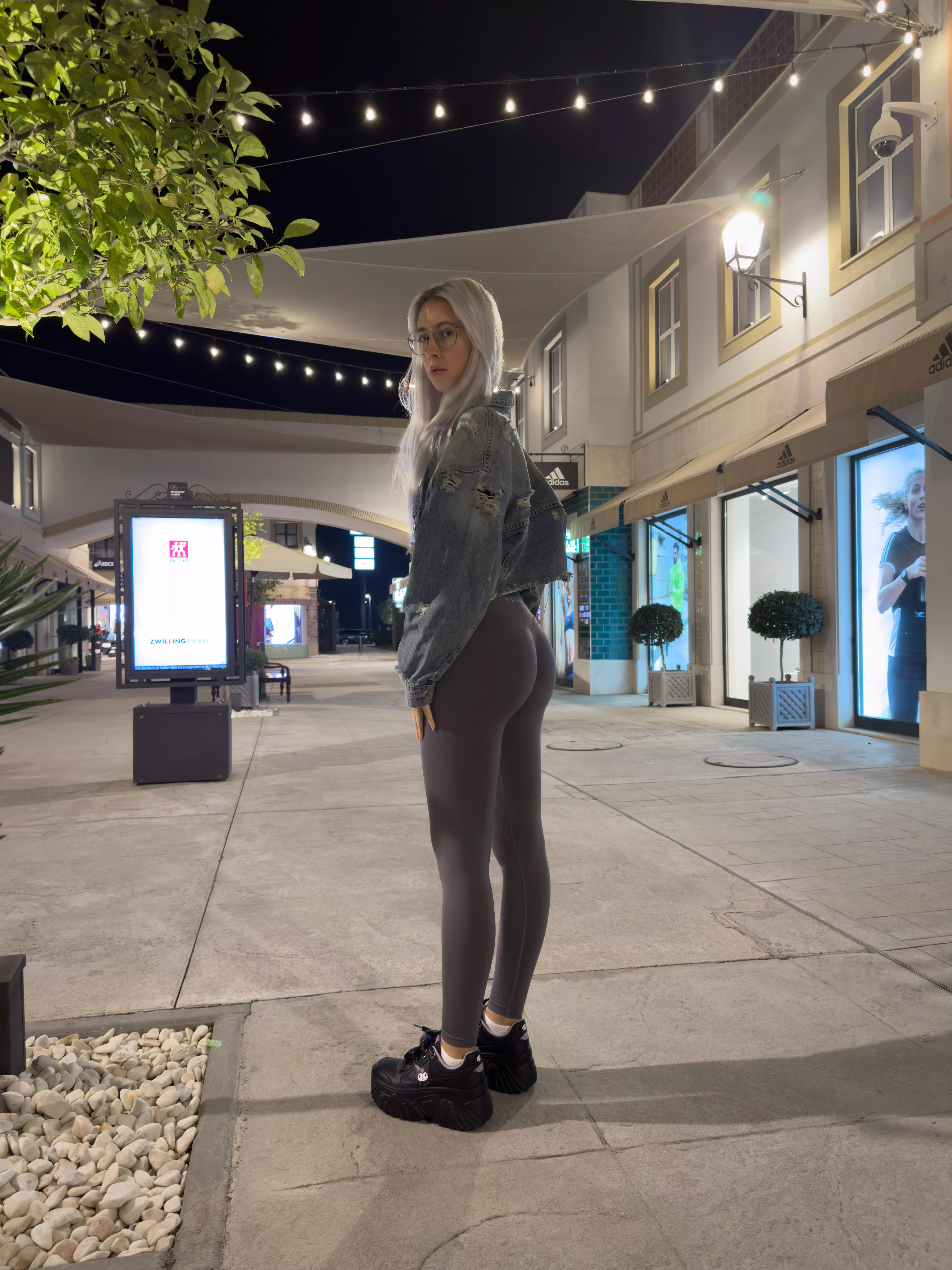 Hi guys 🖤 posted by RileyBi69