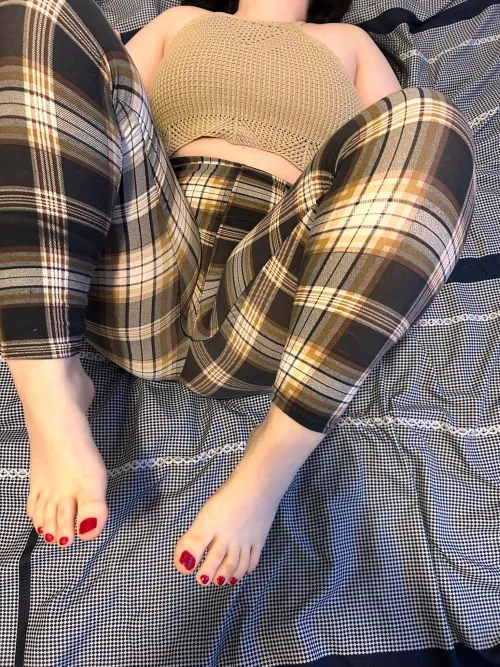 Hot and delicious by Lil_Wicked_Evelyn