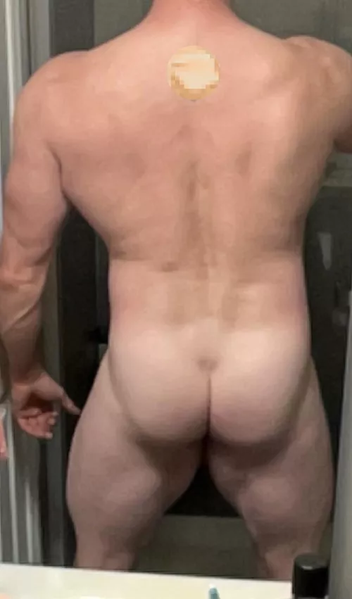 How’s this 44 year old ass? Tempting? by just_me1117