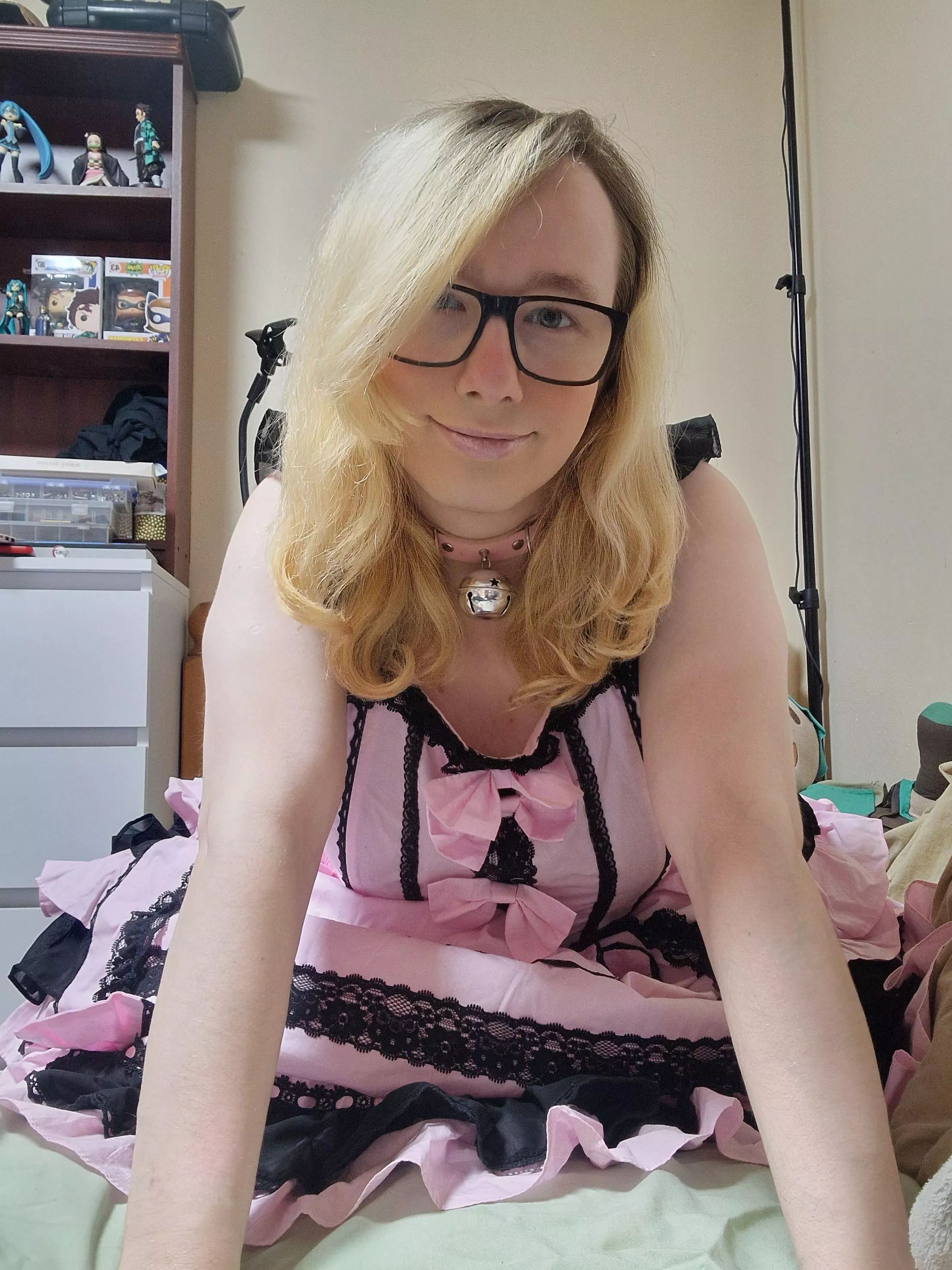 I feel cute posted by DeaniseTheQueen