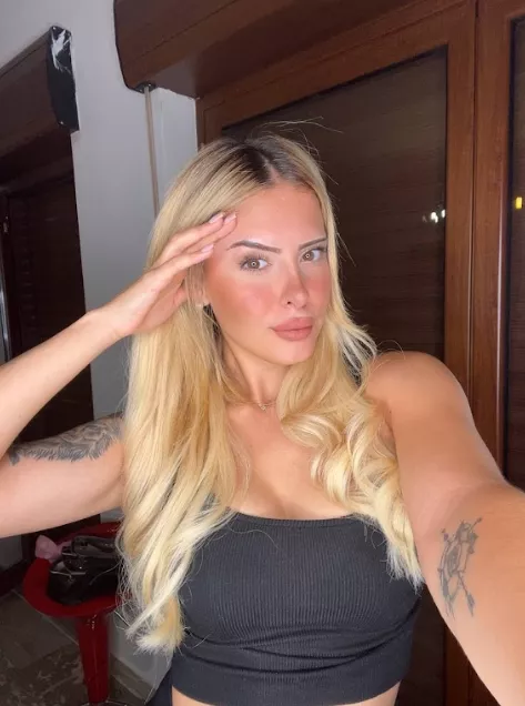 I feel so sexy today.. posted by definedbreeder294